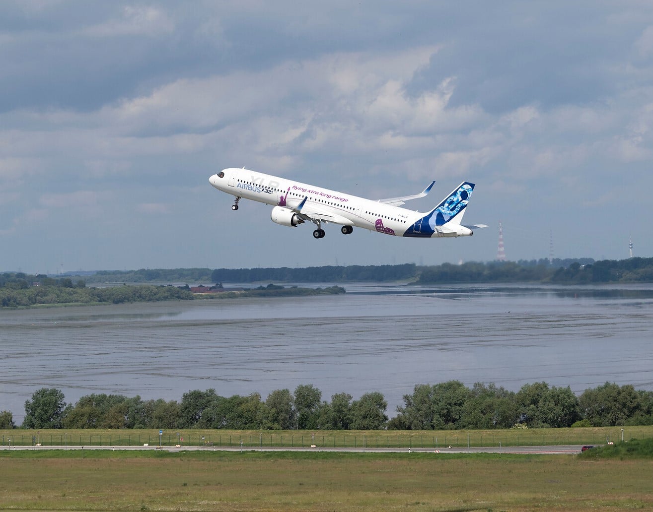 SKY Airline has signed long-term lease agreements with BOC Aviation for three Airbus A321XLR aircraft