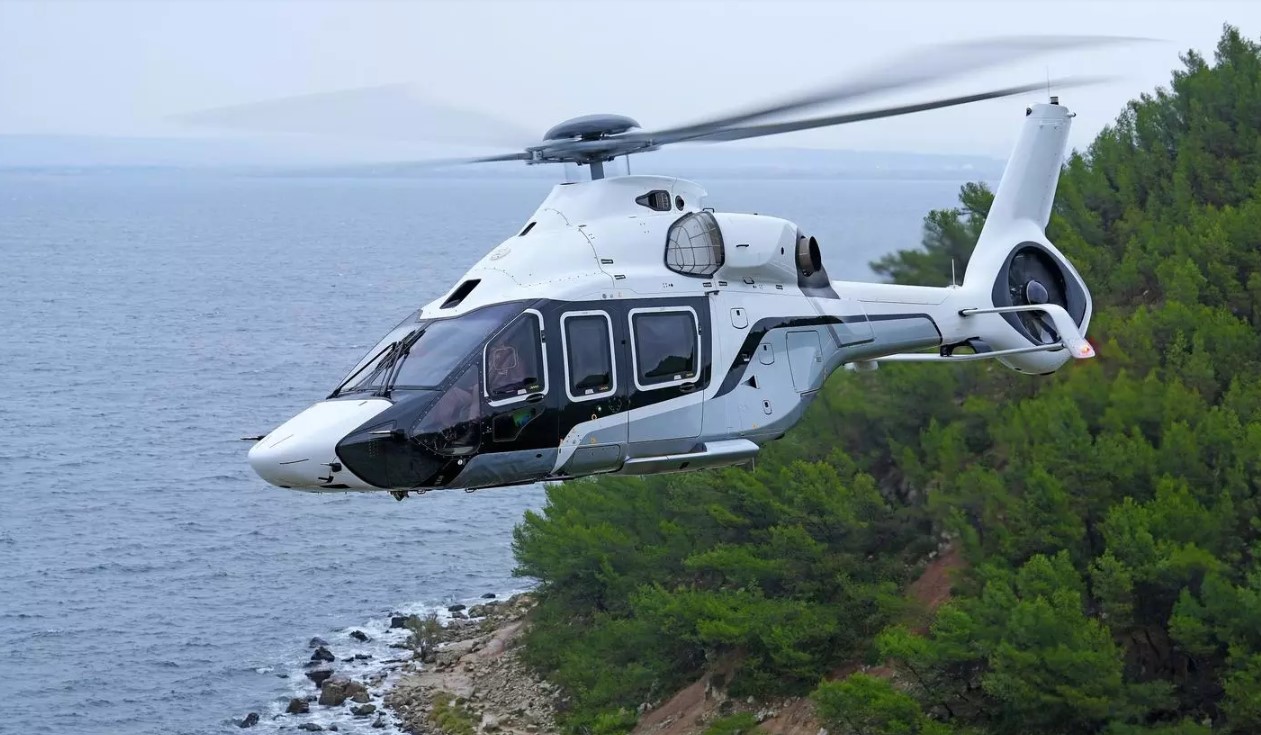 Airbus Corporate Helicopters delivers first ACH160 Exclusive helicopter
