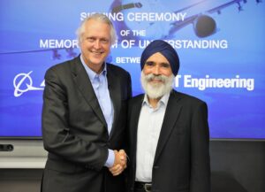 Torbjorn Sjogren, VP and GM, Government Services, Boeing Global Services and Sarbjit Singh, President, Defence Aerospace, ST Engineering