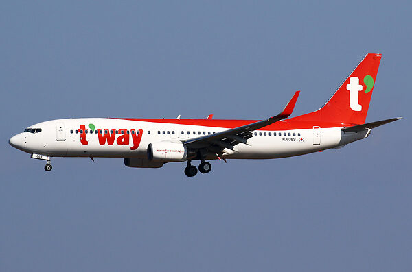 T'way Air has signed lease agreements for two B737 MAX 8 aircraft with CDB Aviation