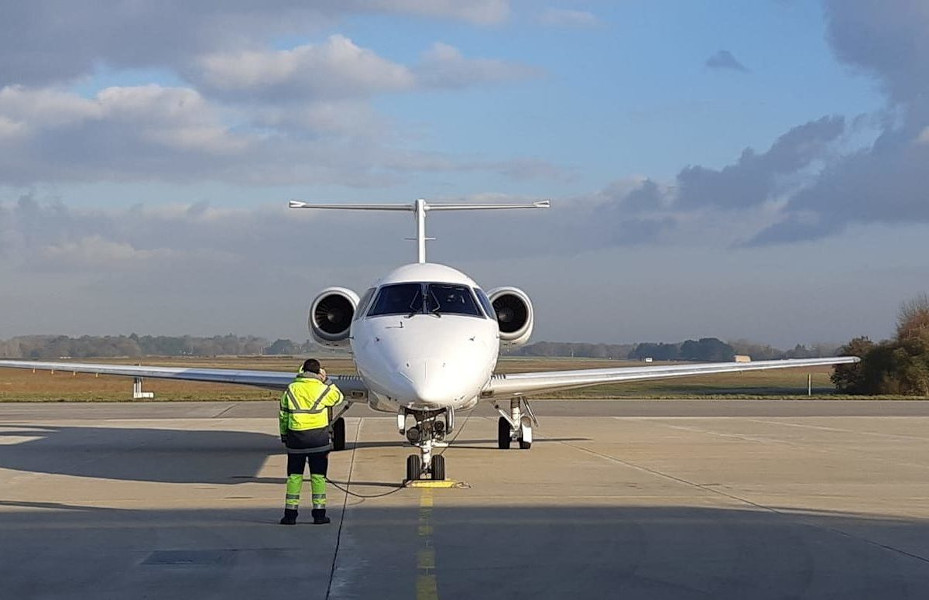 Avionica and Amelia by Regourd Aviation Partner for miniQAR-avCM installation on Embraer fleet