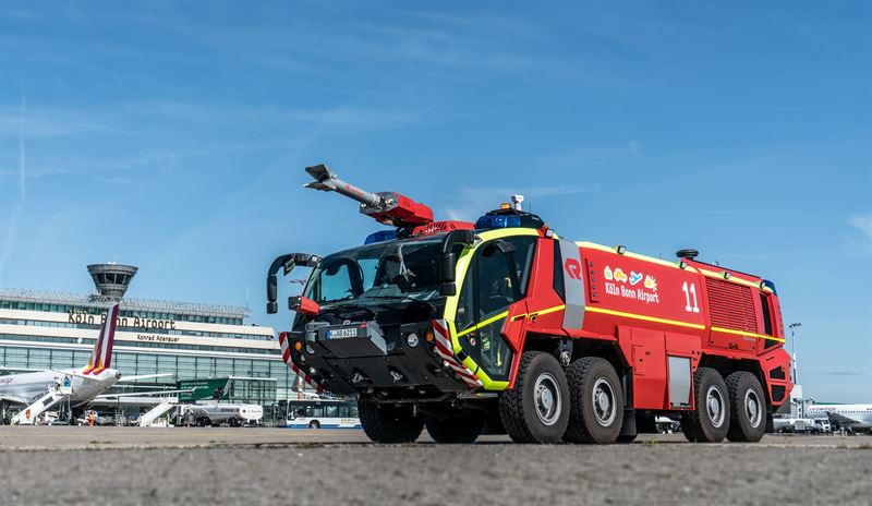 Firefighting vehicle Cologne Bonn Airport