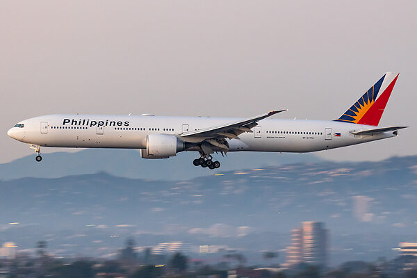 Philippine Airlines and Joramco have signed new maintenance agreements regarding the carriers B777 fleet