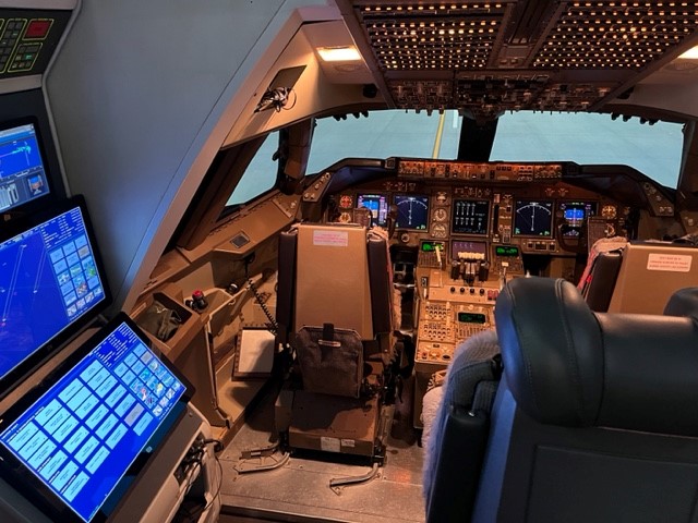 Inside Pan Am's new B747-400 full-flight simulator