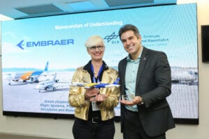 Prof Anke Kaysser-Pyzalla and Maurílio Albanese Novaes Júnior at the signing of the MoU in Brazil
