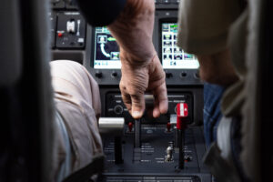 Phenom 300E auto-throttle