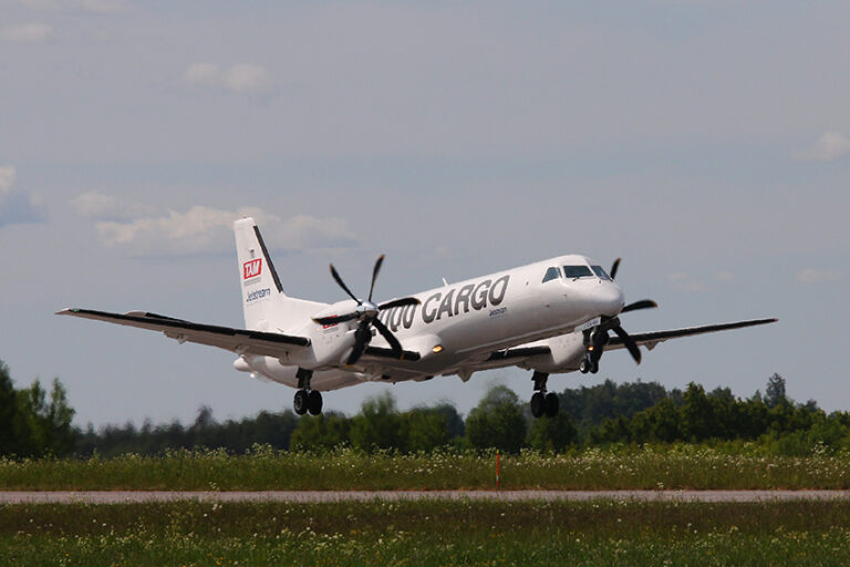 The FAA has approved TAM's LPV-modification for the Saab 2000 aircraft