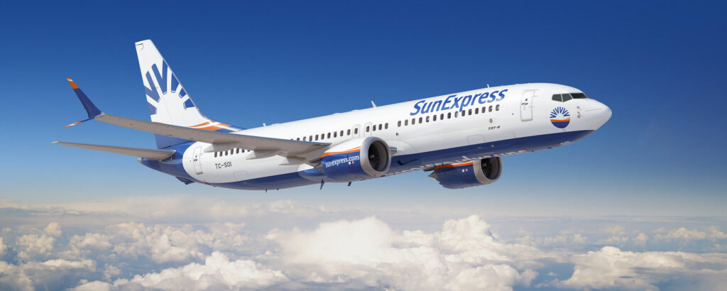 Boeing 737-8 in SunExpress livery © Boeing
