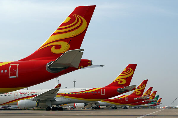 Aircraft in Hainan Airlines' livery