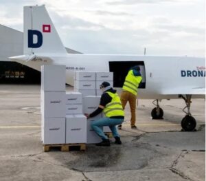 Dronamics cargo drone