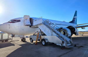 The newly acquired B737NG awaiting dismantling in Marana, Arizona