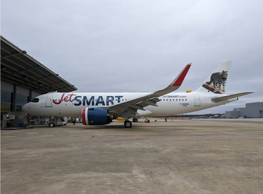 JetSMART Airbus A320 aircraft © SMBC