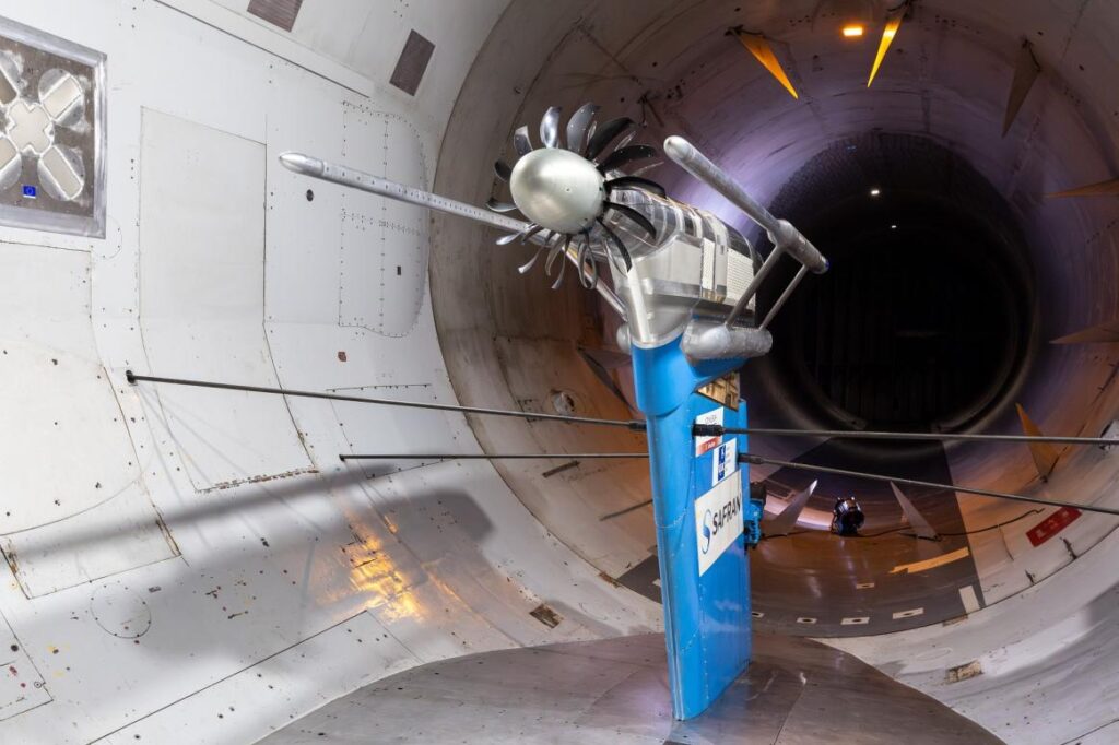 Safran and ONERA have started wind tunnel tests with ECOENGInE, a 1:5 scale demonstrator of the forthcoming Open Fan technology