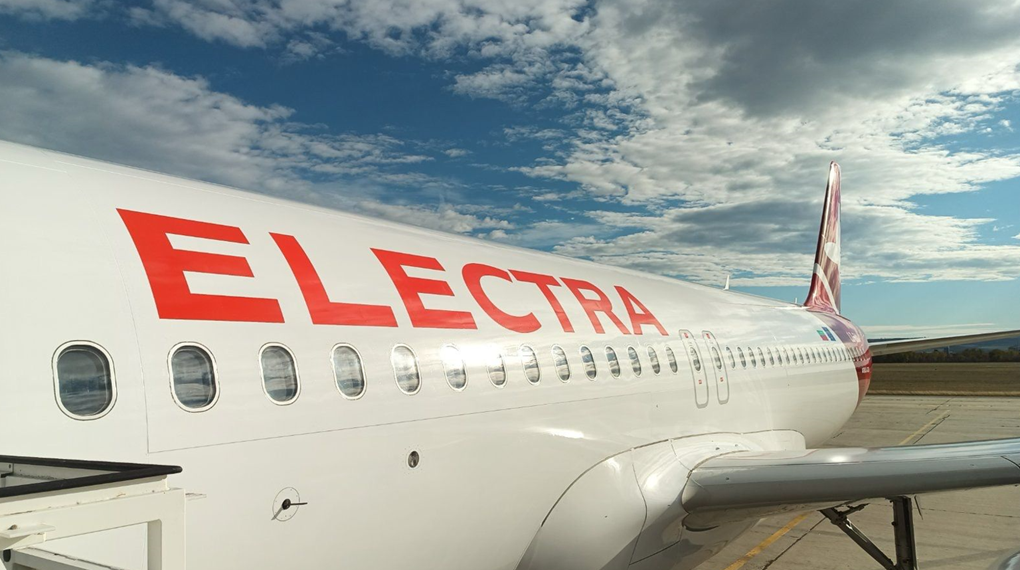 Electra Airways has chosen Cobalt Spectrum LED drop-in mood lighting for its A321 fleet © Electra Airways