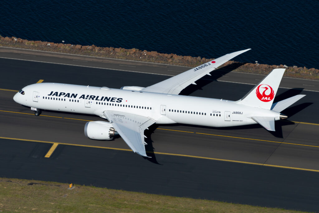 Included in JAL’s latest order are ten Boeing 787-9s © Shutterstock