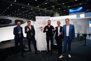 Executives from Dedienne Aerospace and Lilium at EBACE – Geneva, Switzerland © Dedienne Aerospace