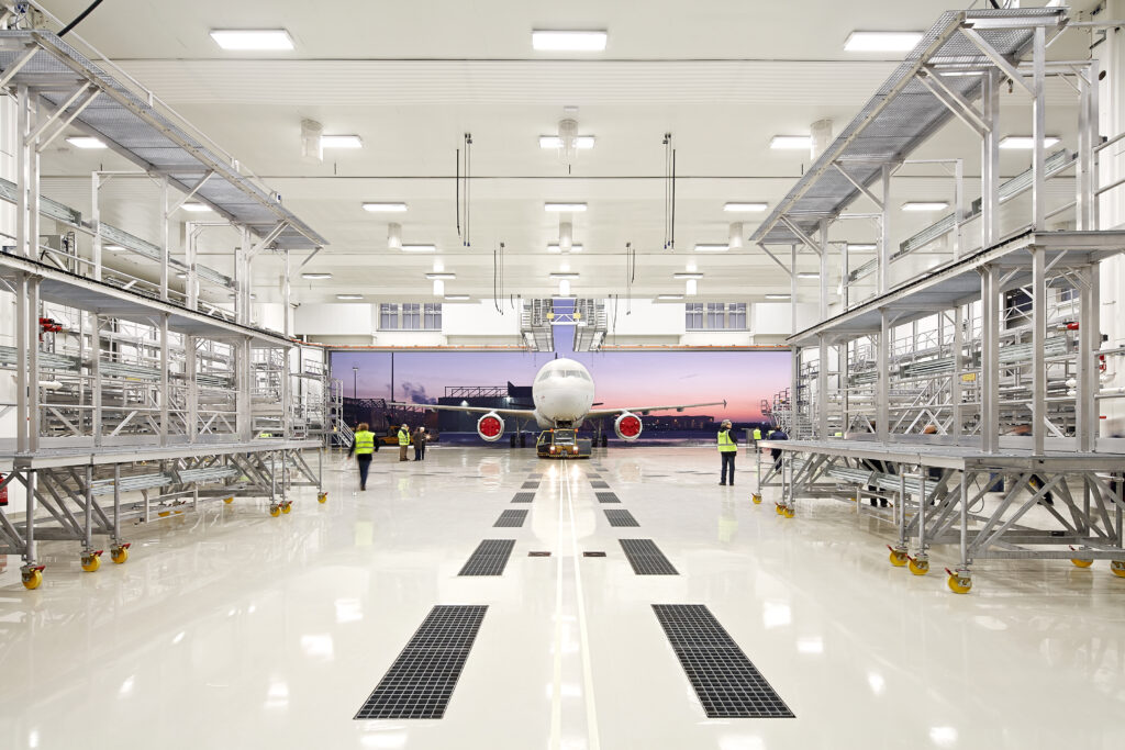 Paint hangar © MAAS Aviation