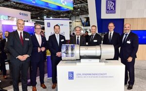 The new collaboration agreement between Rolls-Royce Deutschland and ITP Aero was signed at the ILA Berlin © Rolls-Royce