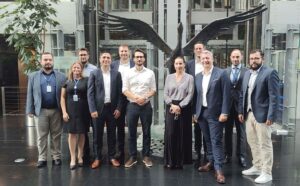 Teams of LOT and Lufthansa Technik © LHT