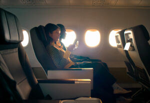 Image of R5 business-class seats © Alaska Airlines