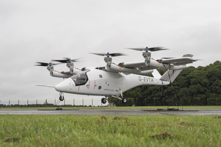 VX4 prototype tethered flight on July 25, 2024 © Adam Gasson / Vertical Aerospace