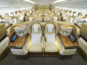 Emirates' new refurbished B777 Business Class © Emirates