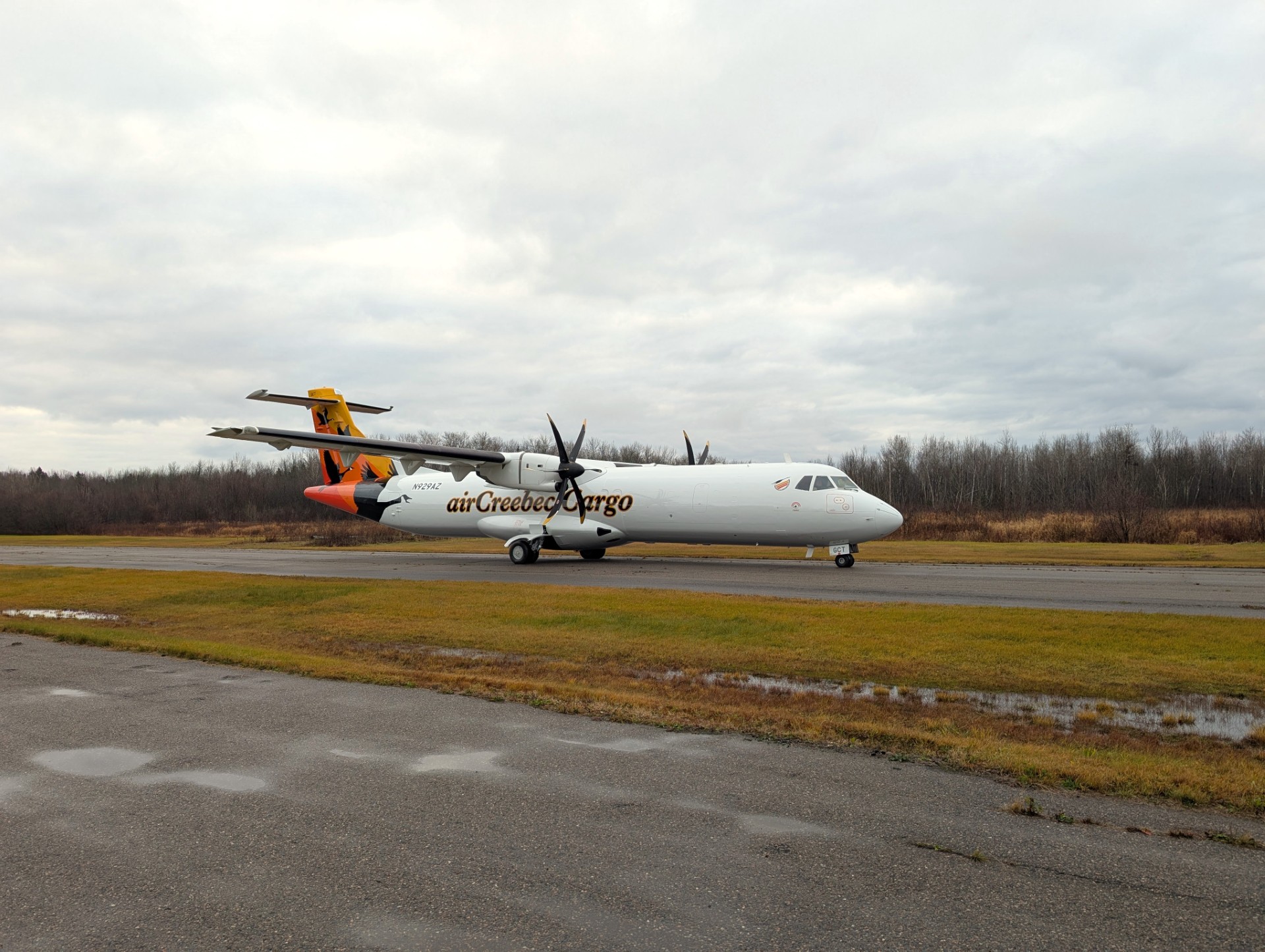 Air Creebec ATR 72-500 LCD freighter