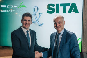 Jesus Caballero, CEO at SOF Connect (l) and Sergio Colella, President, Europe (r) at SITA