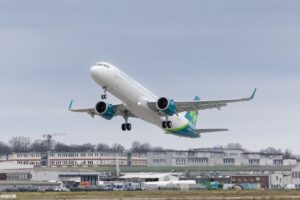 The first A321XLR for Aer Lingus is taking off from Airbus Hamburg