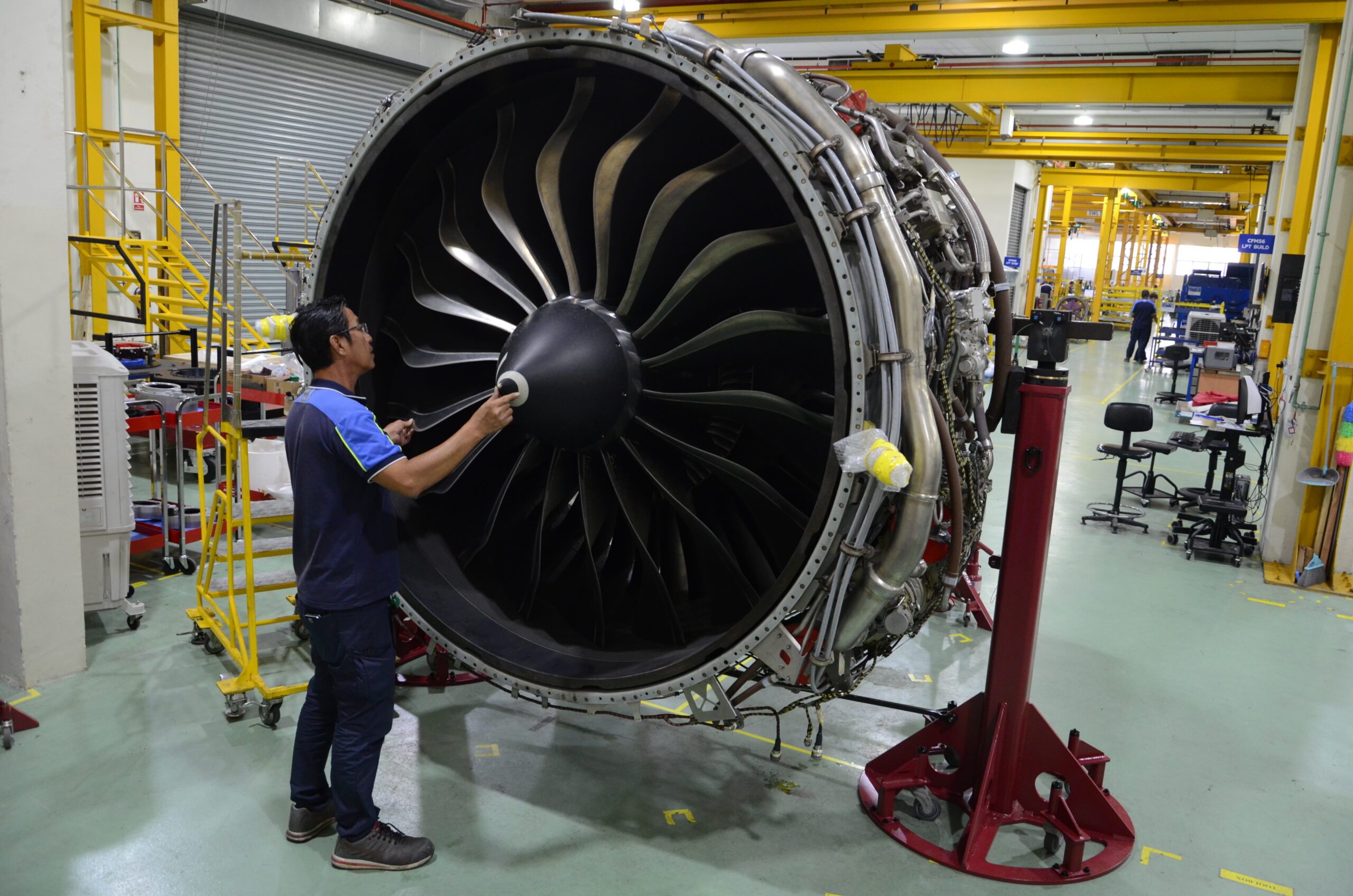 Stepstone Engineering ST Engineering secures major Middle Eastern MRO contracts