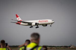 One of Austrian Airlines' Boeing 777-200ER aircraft with AeroSHARK surface technology
