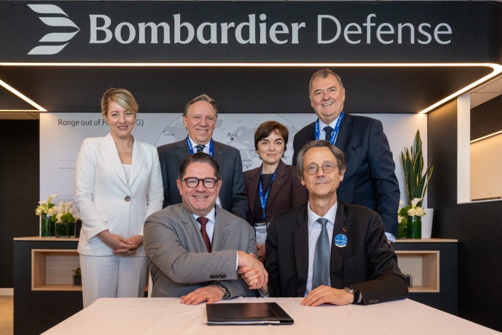 The LOI was signed at the Paris Air Show by Éric Martel, President and Chief Executive Officer of Bombardier (l) and Olivier Andriès, Chief Executive Officer of Safran