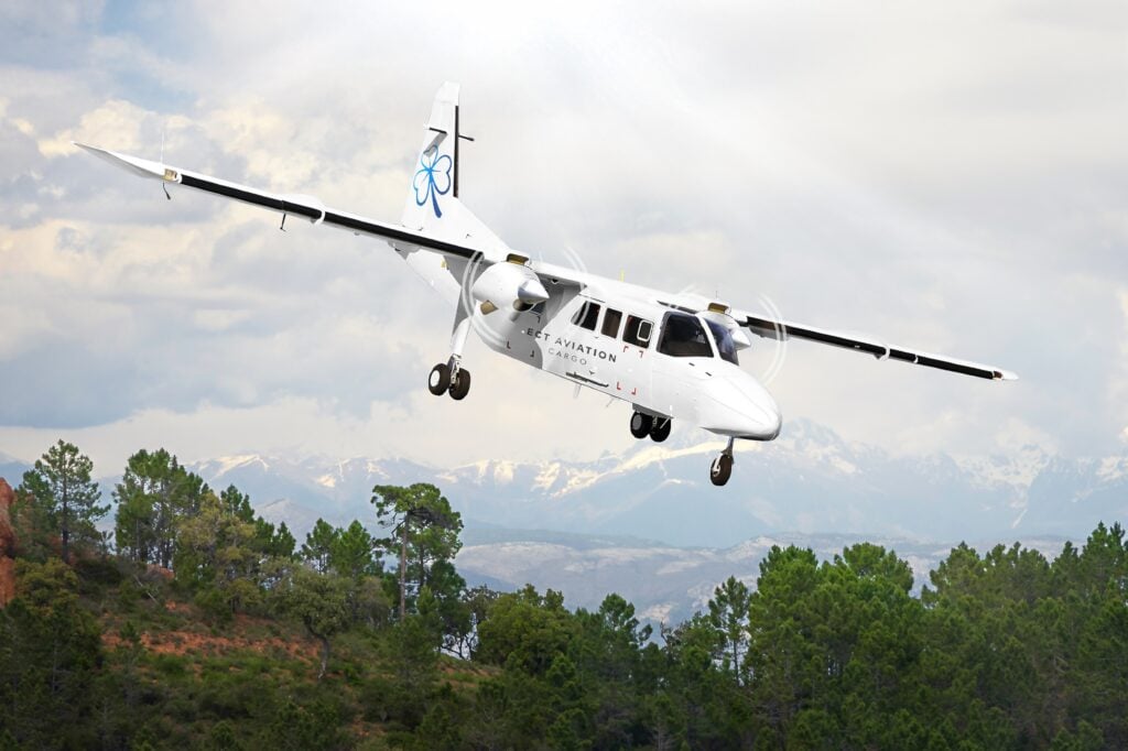 BN2T4S Islander © ECT Aviation