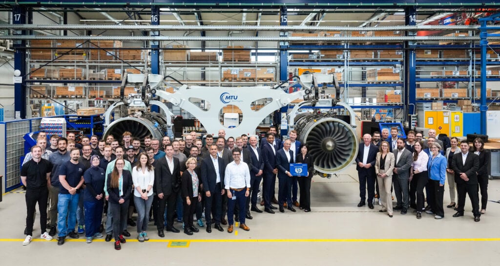 MTU welcomed representatives from Pratt & Whitney Canada and the Canadian Embassy in Berlin, to celebrate both, the start of PW800 MRO operations and the 40-year partnership between the companies