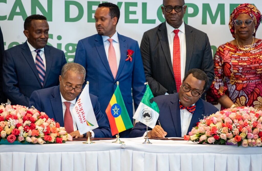 Ethiopian Airlines Group CCO Lemma Yadecha and African Development Bank Group President, Dr. Akinwumi Adesina, sign a mandated lead arranger agreement authorizing the Bank to mobilize up to $8 billion in financing for the new Bishoftu International Airport