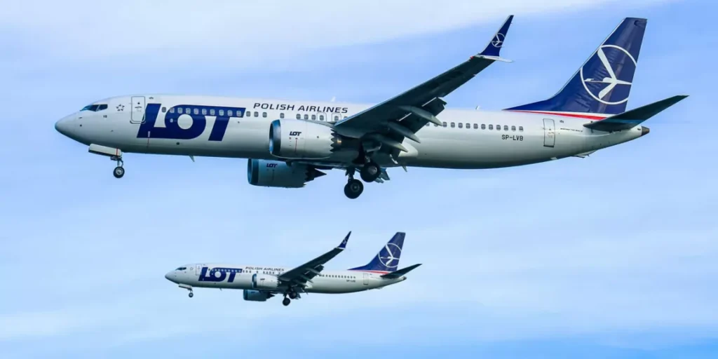 LOT will equip its upcoming fleet of 13 Boeing 737 MAX aircraft with Honeywell's latest avionics systems © Honeywell