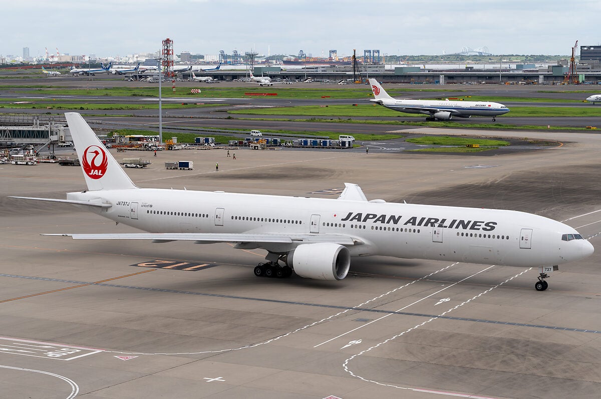 AerFin has taken delivery of a second Boeing 777-300ER previously operated by Japan Airlines