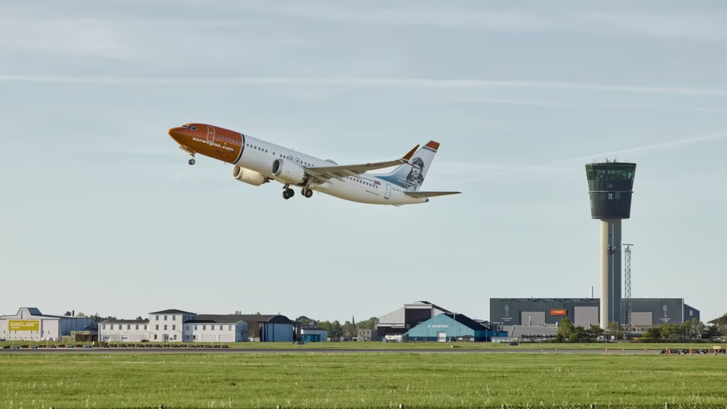 Norwegian has exercised an option to purchase 30 additional Boeing 737 MAX 8 aircraft