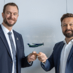 Markus Kochs-Kämper (l), CTO and Managing Director of VÆRIDION and Frederic Fischer (r), Head of R&T of Deutsche Aircraft