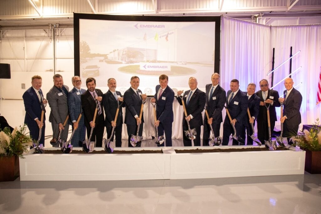 Ground-breaking ceremony at Perot Field Alliance Airport © Embraer