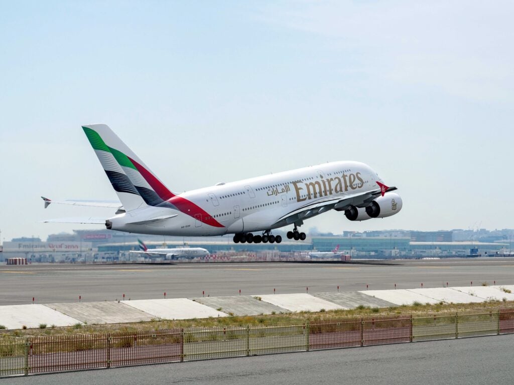 Stratos will sell the Airbus A380-800 to Emirates when the lease ends in 2027