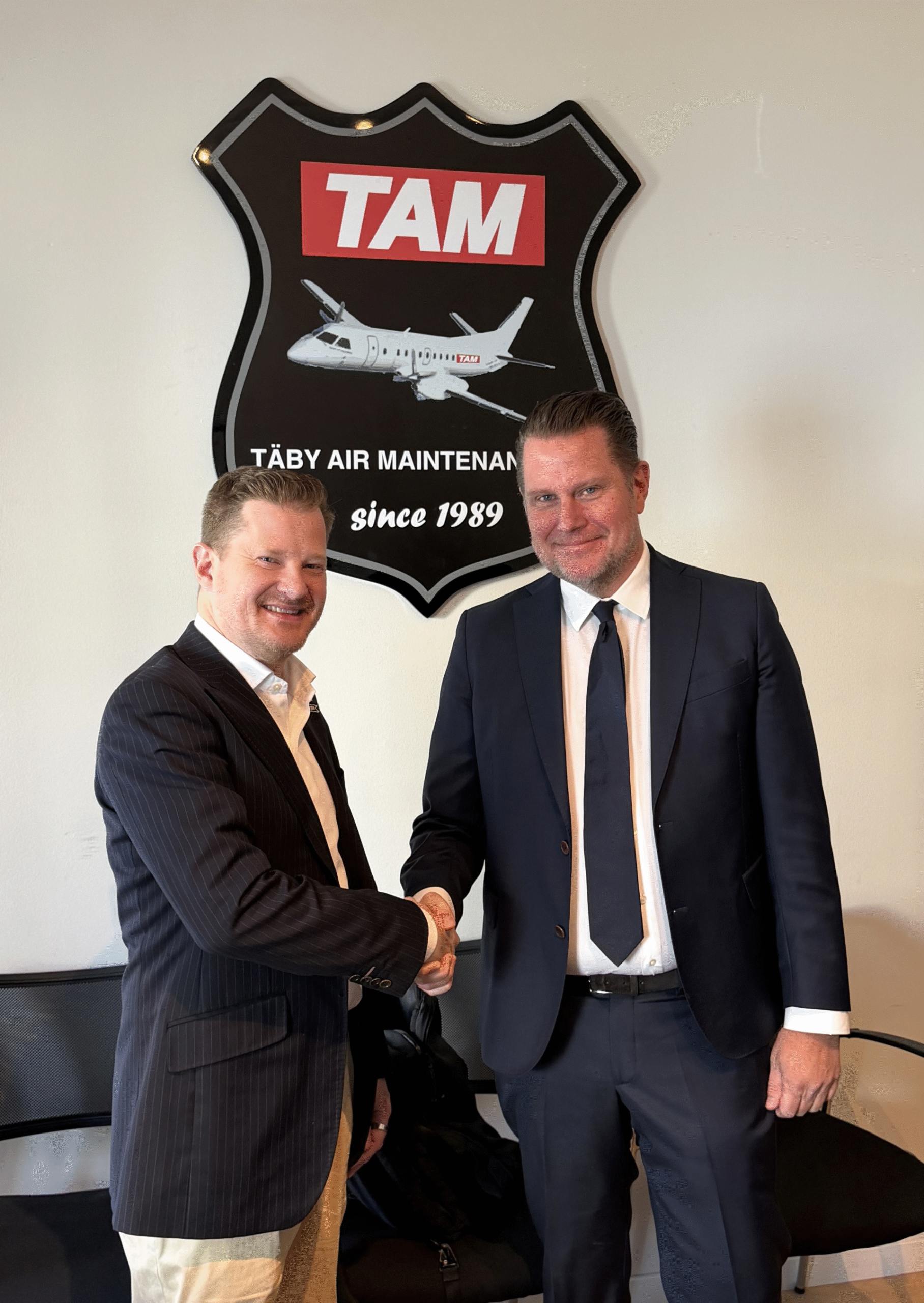 Henrik Källsson, Deputy CEO of Erik Thun AB (l), together with Lars Wingefors, CEO of Lars Wingefors AB (r)