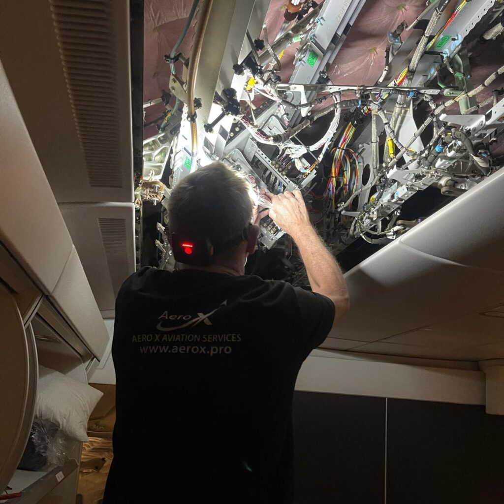 Vallair and AeroX have forged a strategic alliance to install Starlink satellite connectivity across commercial fleets