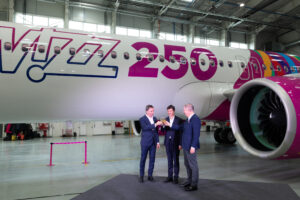 Festive hand over of the 250th aircraft to Wizz Air