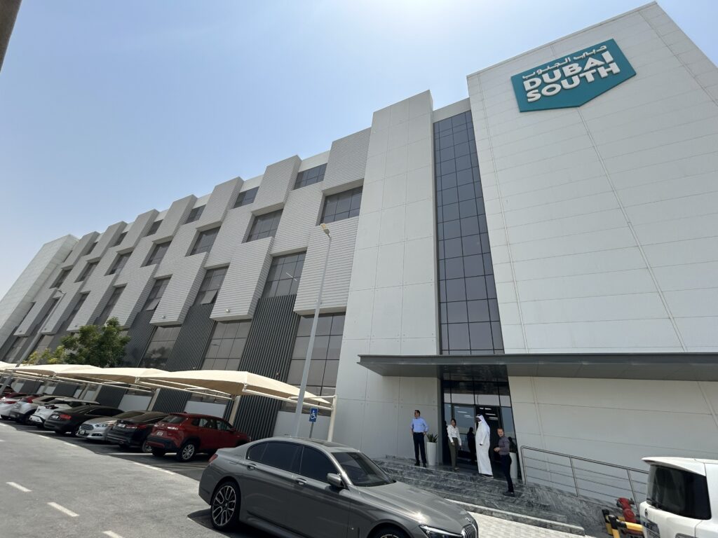 FL Technics' new warehouse in Dubai