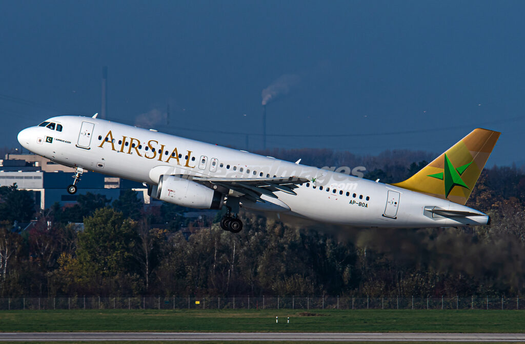 AirSial Airbus A320 © AirTeamImages
