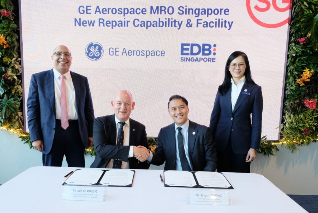 Signing of the new investment plan between GE Aerospace and EDB &copy; GE Aerospace