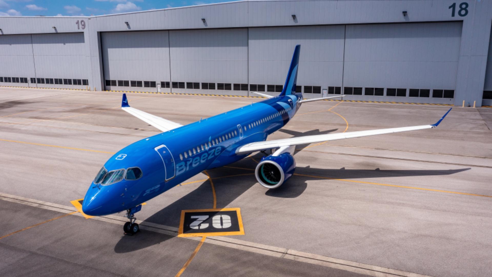 Breeze Airbus A220 © Novus Aviation Capital