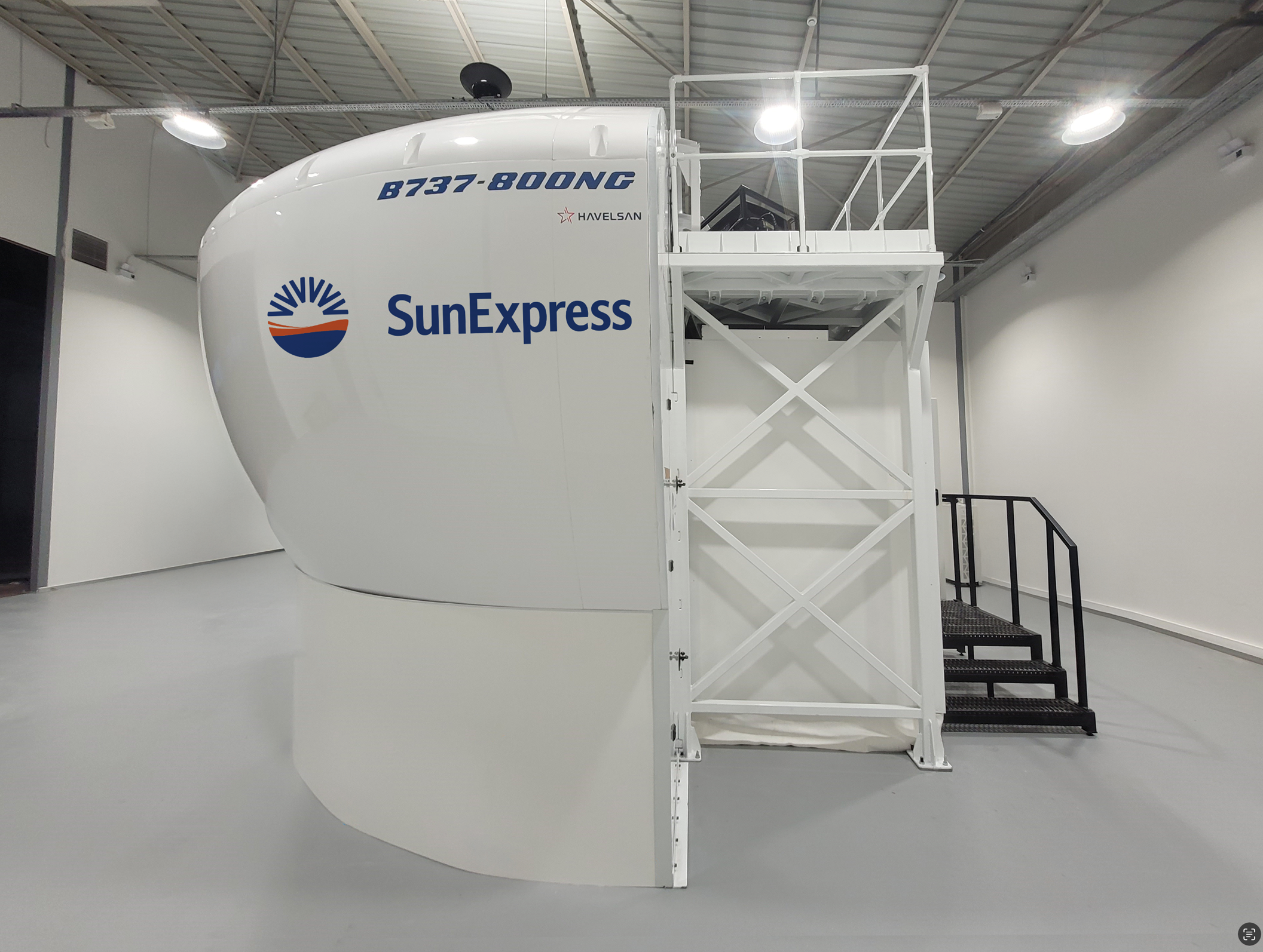 SunExpress’s Antalya Training Centre has received the first B737NG Flight Training Device Level 2
