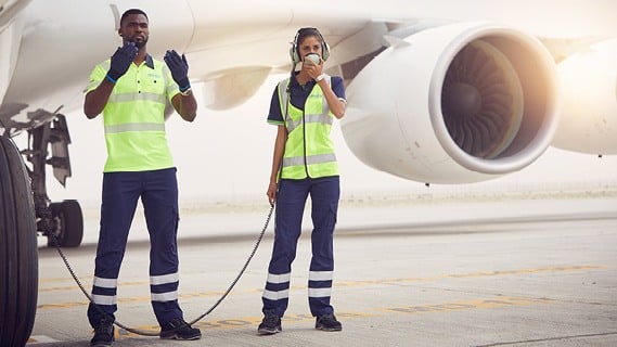 Safety staff on the ground © dnata